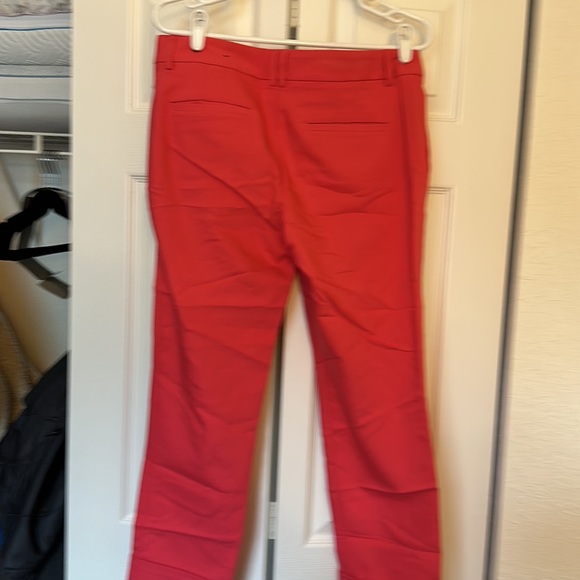 Lightly worn pink capri summer pants. Express editor, size 6 - Picture 2 of 2